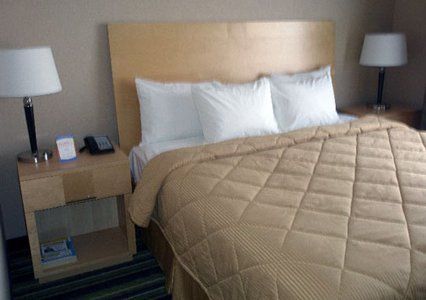 Hotel Comfort Kansas / Airport 3*