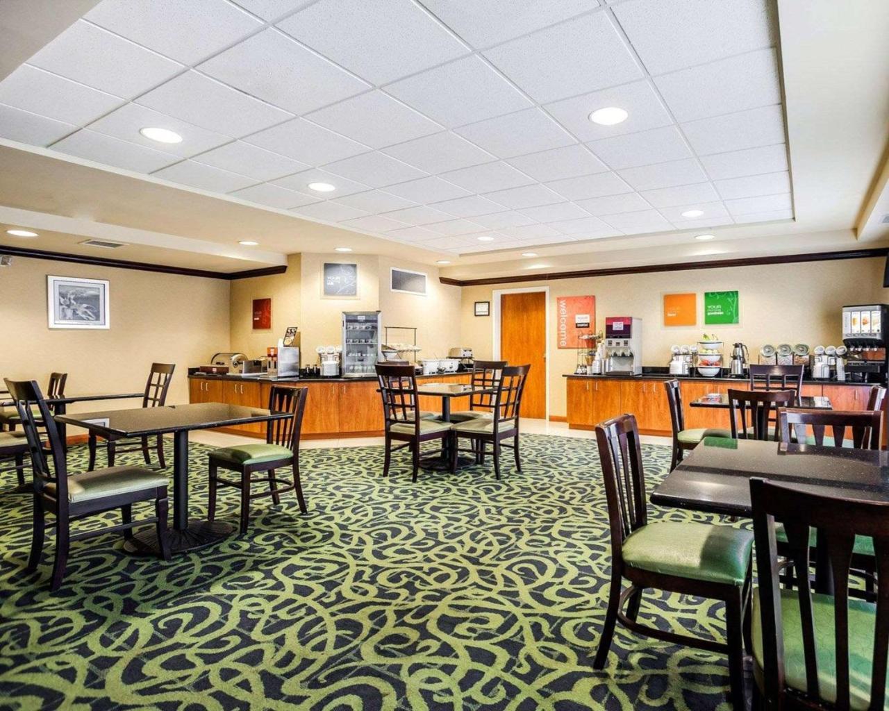 Comfort Kansas / Airport Hotel 3*