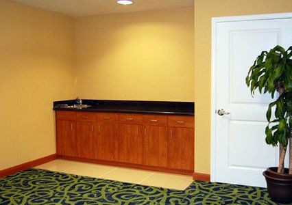 Comfort Kansas / Airport Hotel 3*
